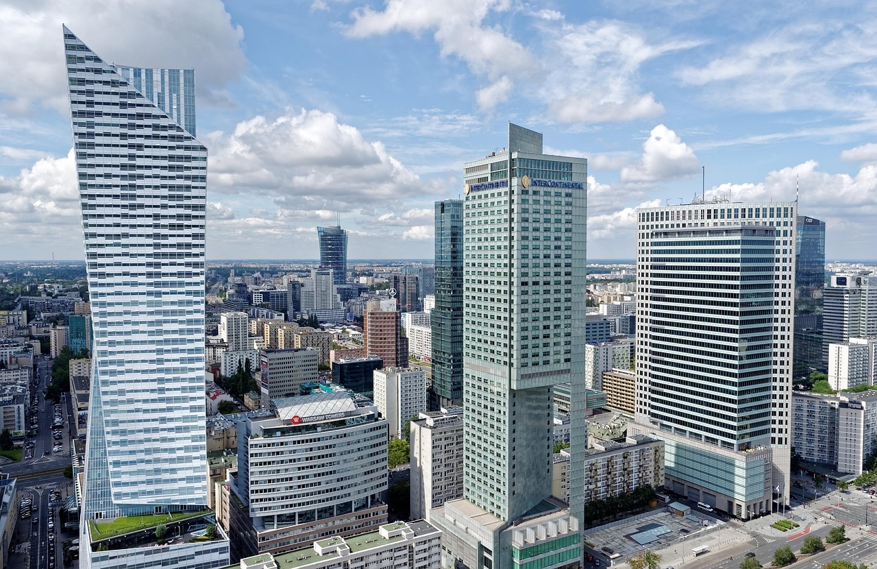 polkontbox warszawa - magazyny samoobsługowe - self-storage